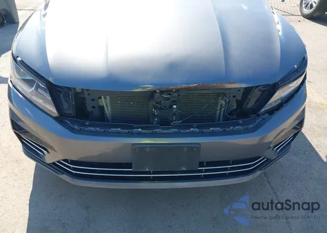 2017 Volkswagen Passat 1.8T R-Line z USA, uszkodzony, nr VIN 1VWDT7A36HC024482